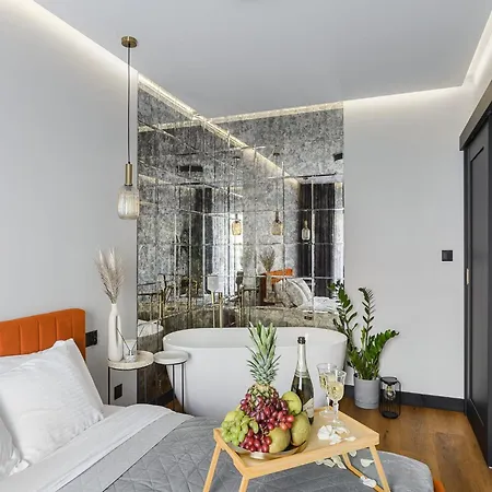 Lejlighed Historic For 4 In Warsaw Łódź